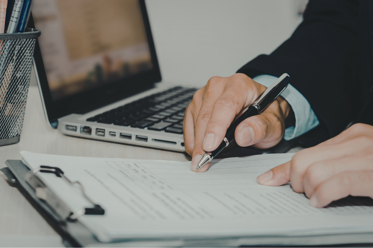 What documentation does HMRC need for an R&D tax claim?